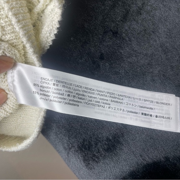 Zara Cream Lace Crop Top (size M) - Picture 6 of 6